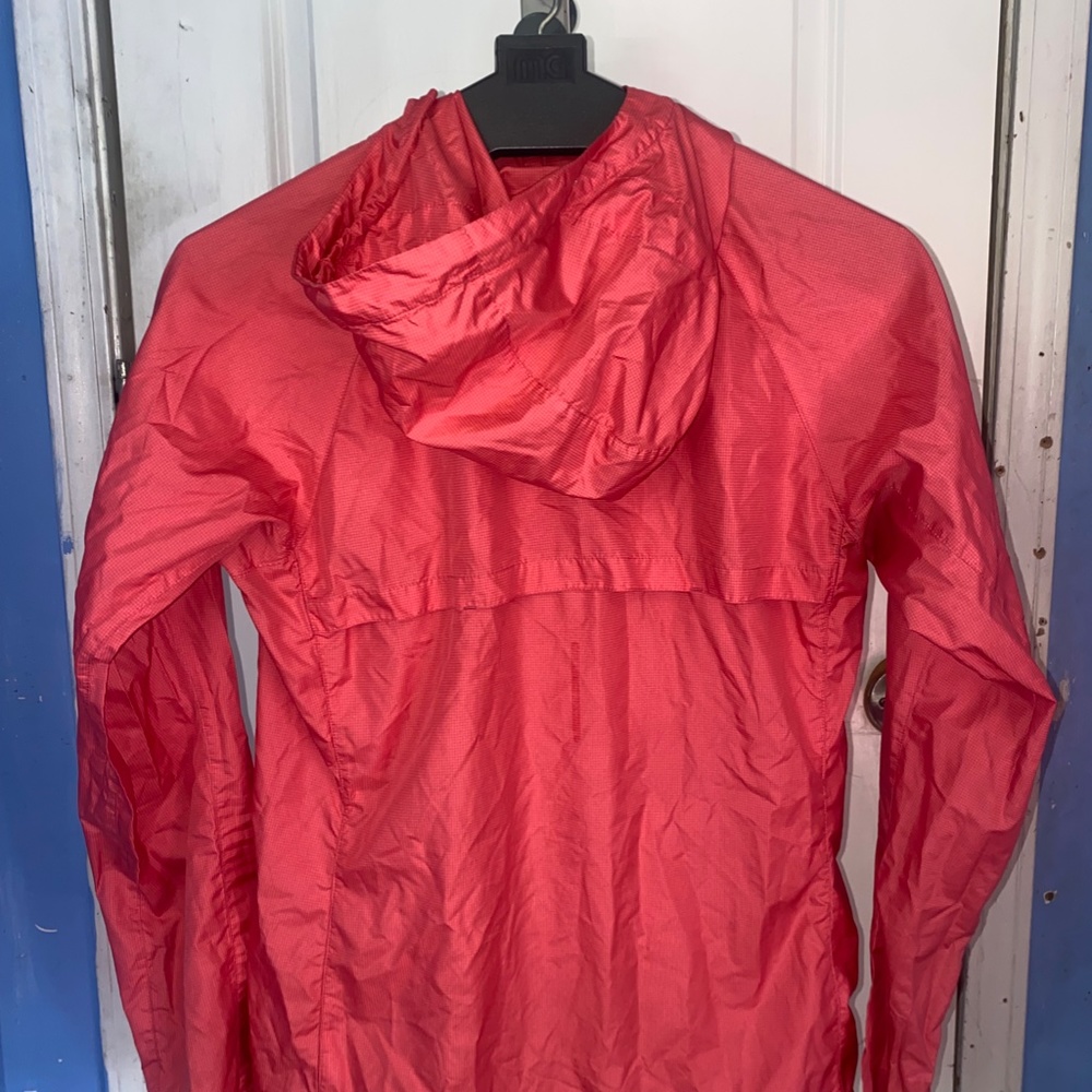 NIKE HOODED ZIP UP RUNNING JACKET - Picture 3 of 4